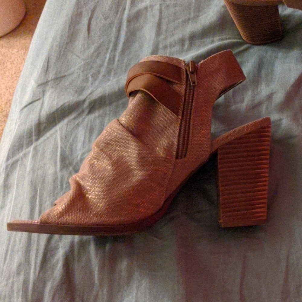 Booties - Picture 4 of 4